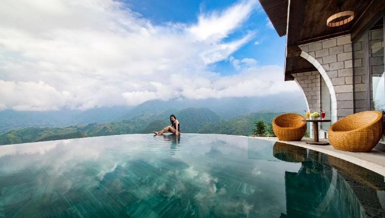 Review Resort Cát Cát Hill Sapa (4 sao)- khu nghỉ dưỡng mới, có hồ bơi vô cực, view rất đẹp, gần trung tâm